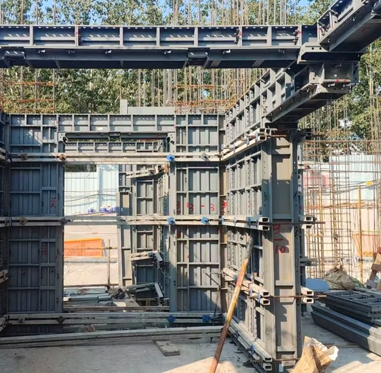 Nuovo supporto modulare in alluminio Adto Supporto per calcestruzzo Sistema di tiranti per colonne e sistema di tiranti piatti Cassaforma per pareti con travi per lastre per pannelli per l'edilizia